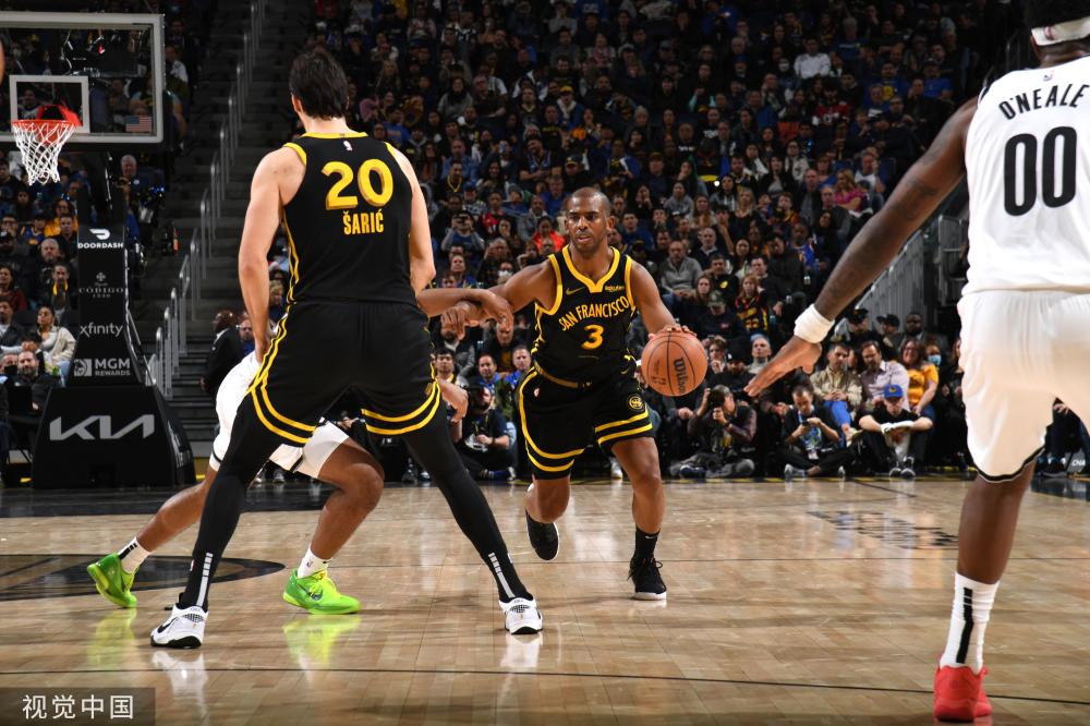 业生涯的首 业生涯的首