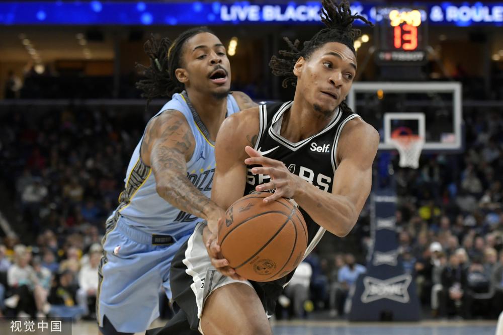 关键时刻成 关键时刻成